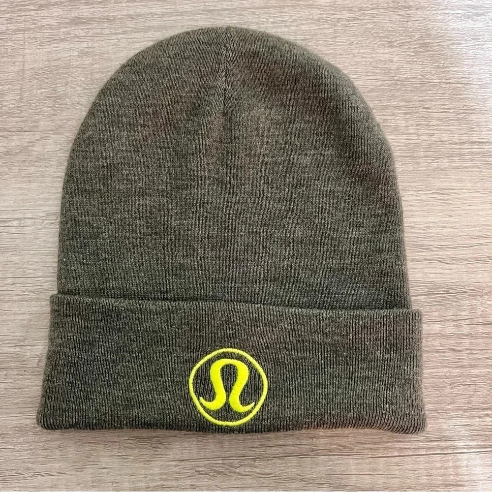 Lululemon Warm Revelation Beanie